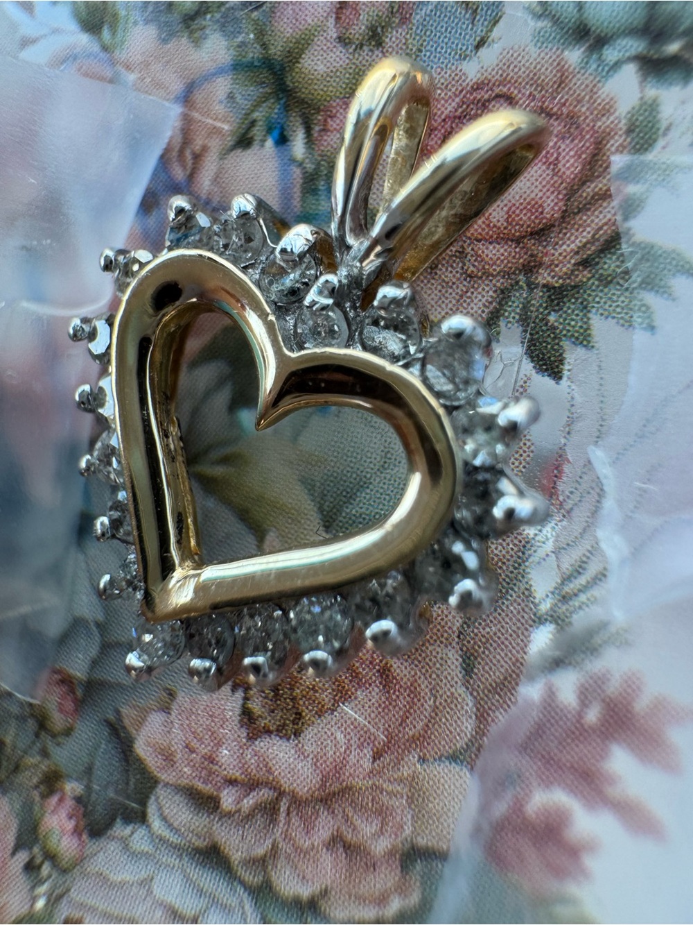 10k real gold stamped and acid tested Heart Halo Pendant with genuine diamonds